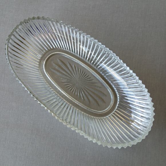 Vintage Clear Glass Oval Serving Dish starburst fan pattern 10" pressed Art Deco - Picture 1 of 6